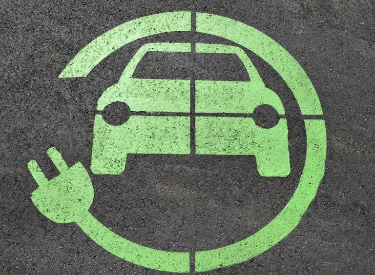 electric-car-renewable-energy