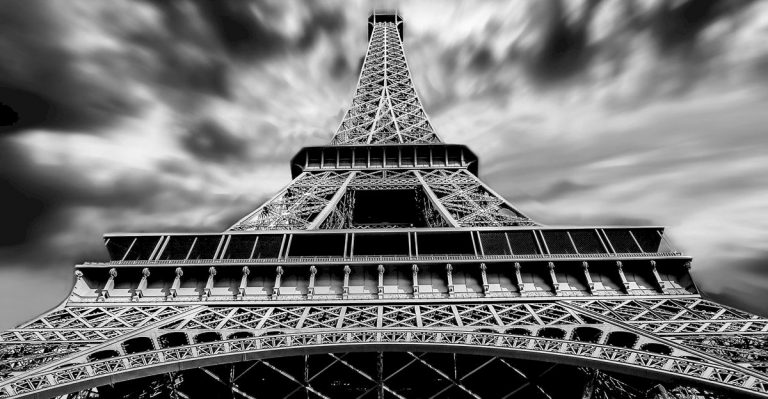 eiffel-tower-climate-agreement