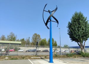 micro-vertical-wind-turbine-Enessere-for-Iveco